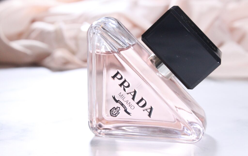 prada paradoxe perfume